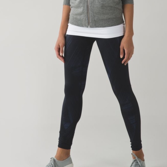 lululemon Wunder Under Full On Lyon in Wind Chill Deep Navy/ Black sz 4 - Picture 6 of 8